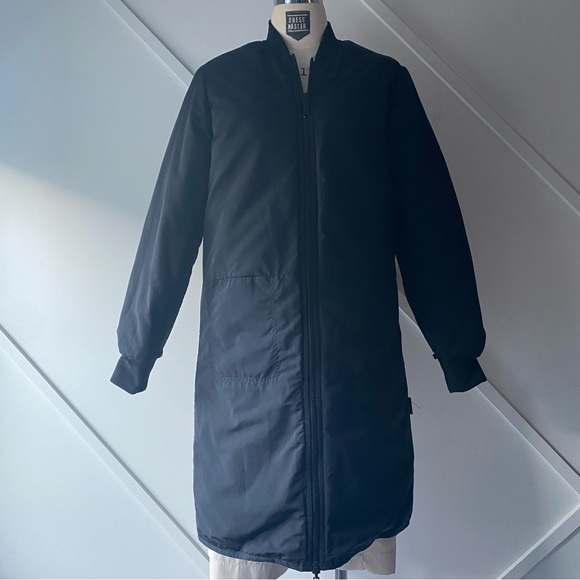 Frank and Oak Skyline Revrsible Long Bomber/Puffer - XS - Picture 3 of 12